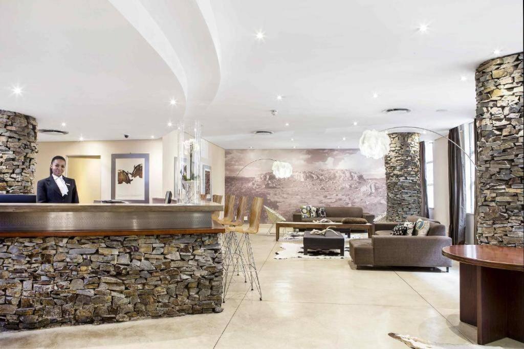 Mabungubwe Hotel Apartments - Home Away From Home Johannesbourg Extérieur photo